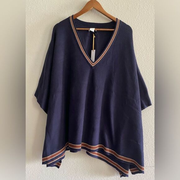 NWT House of Harlow 1960 Poncho Cape Cardigan V-Neck Navy Sweater One Size - Picture 4 of 11